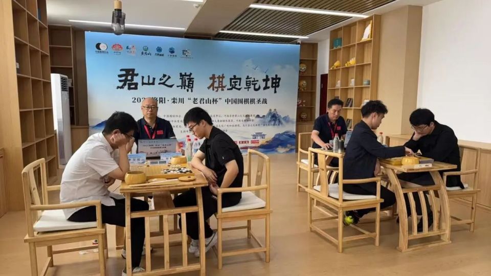 RkQrQ, 逆转黄明宇, Uzo