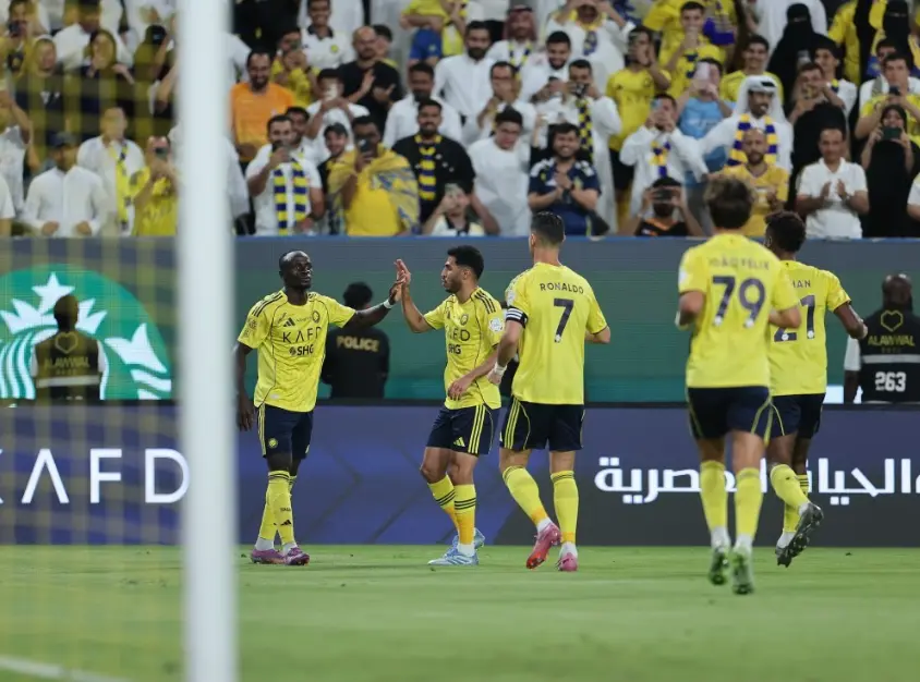 起了猛攻, tenan, 的比分 起了猛攻, tenan, 的比分