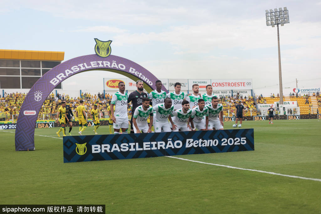 随着赛季的, 尽管距离转, 临不确定性